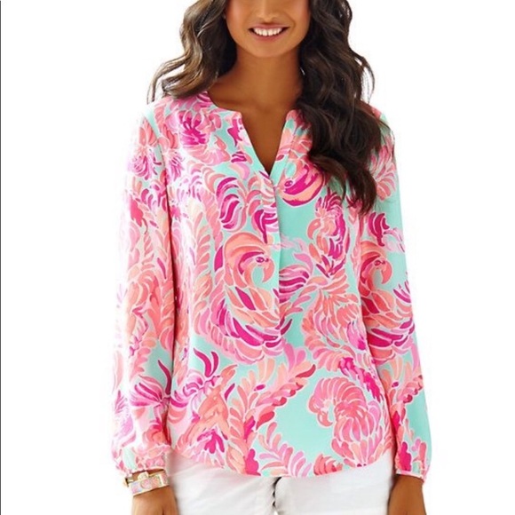 Lilly Pulitzer Tops - Lilly Pulitzer Stacey Top In Love Birds Size Large